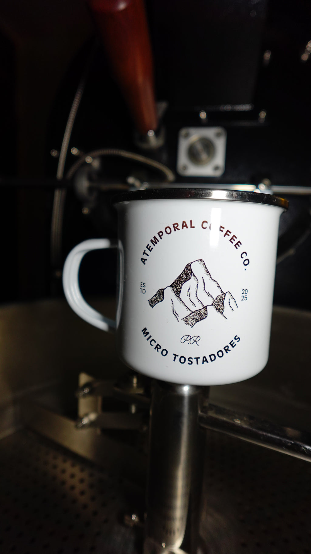 ATEMPORAL COFFEE MUG